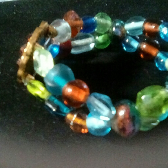 Gorgeous Statement Bracelet. (NWOT) - Picture 3 of 4